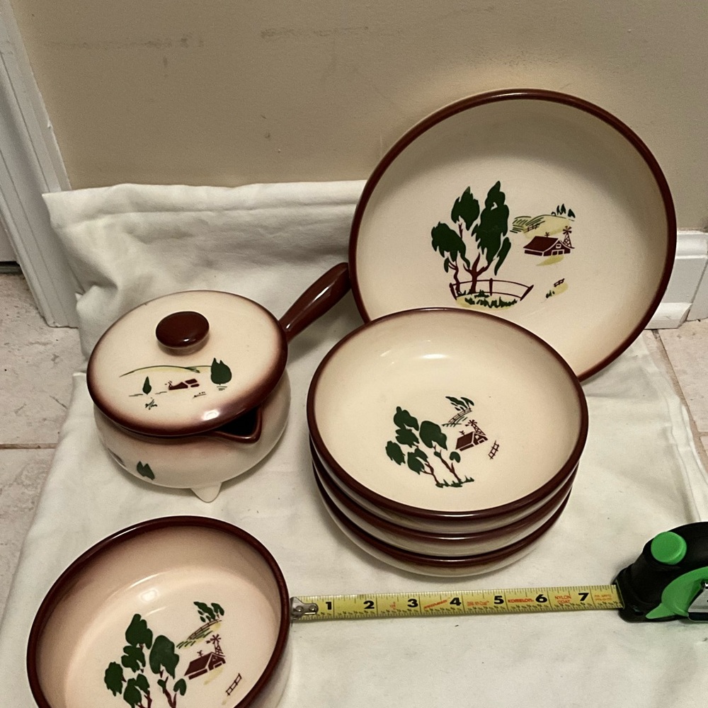 Collection Brock of California Dishes